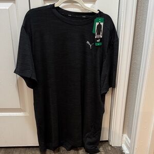 Puma Black Short Sleeve Athletic Tee with Subtle Logo- Men’s XL. NWT